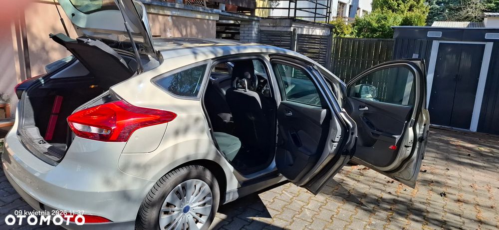 Ford Focus 1.6 Edition - 8