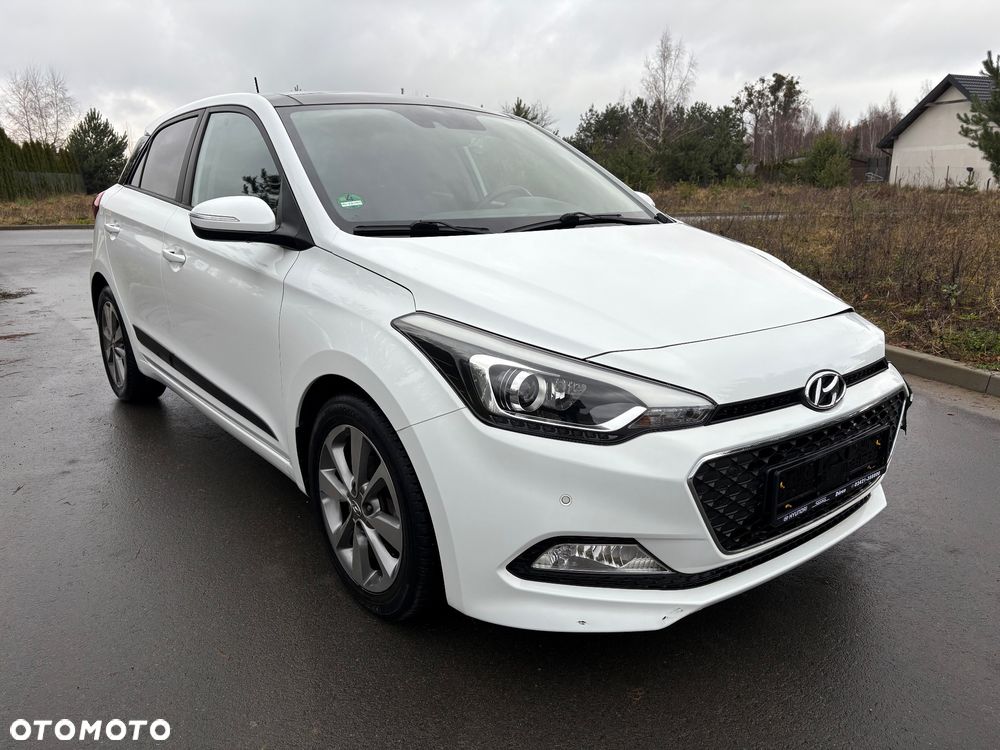 Hyundai i20 1.2 Intro Edition - 1