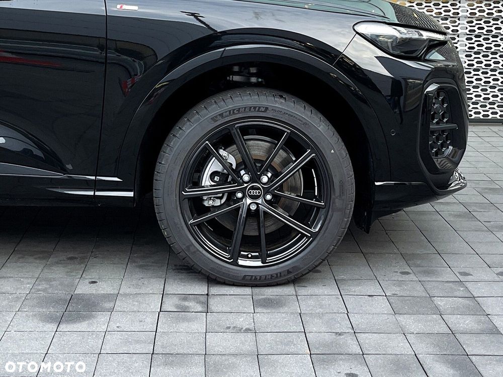 Audi Q5 Sportback - 13