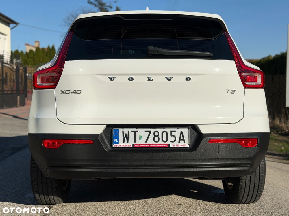 Volvo XC 40 T3 Momentum - 2