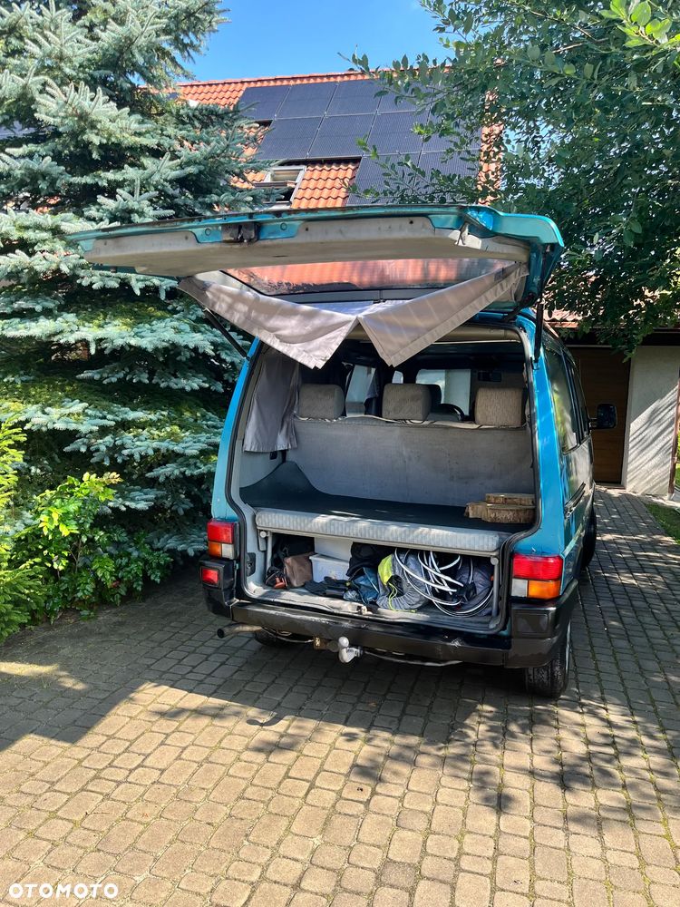 Volkswagen Multivan - 7