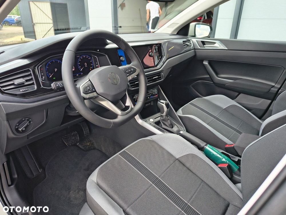 Volkswagen Polo - 13
