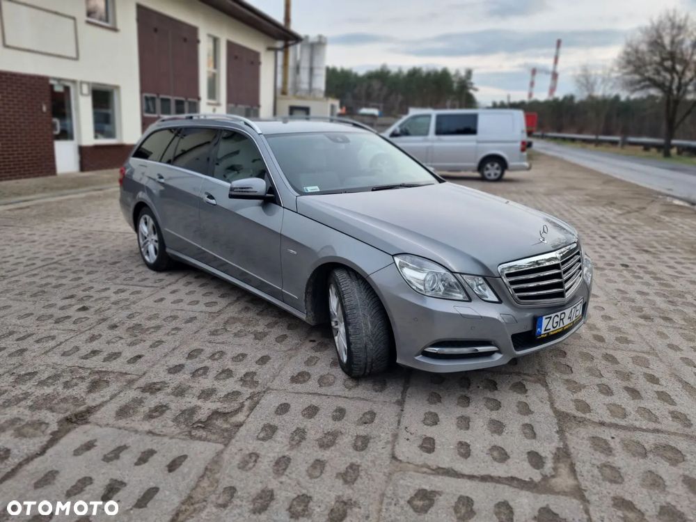 Mercedes-Benz Klasa E 350 CDI 4-Matic BlueEff Avantgarde - 1