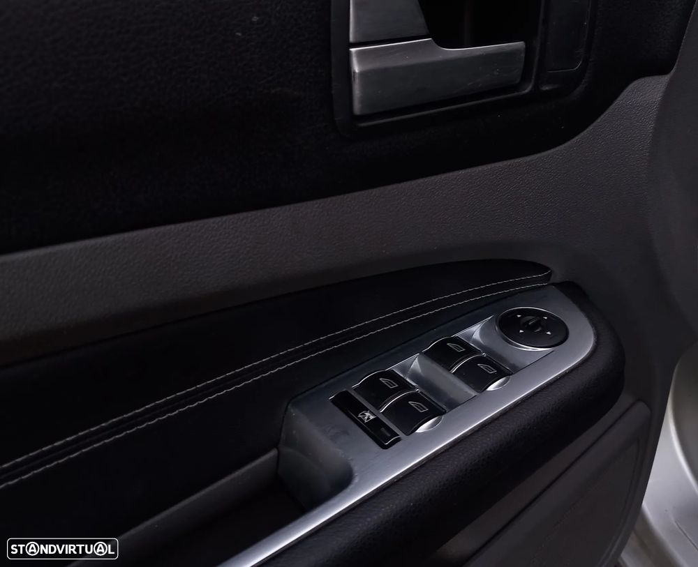 Ford Focus SW 1.6 TDCi Titanium - 21