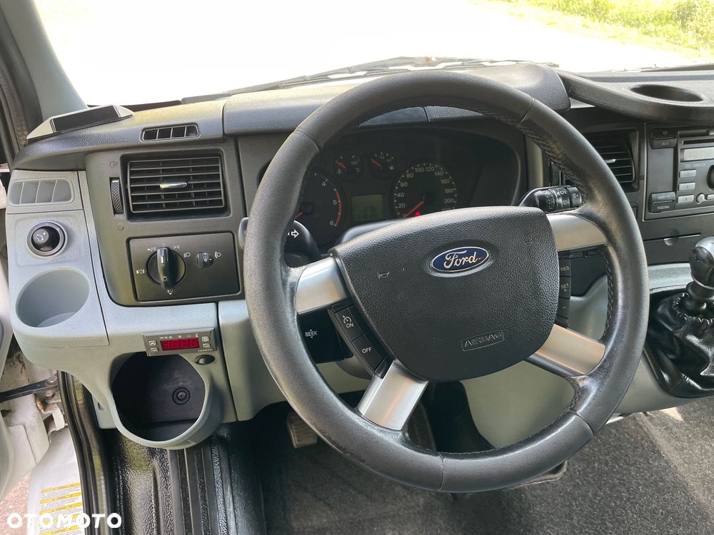 Ford Transit - 20