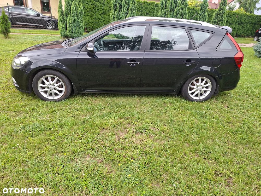 Kia Ceed 2.0 CVVT Spirit - 2