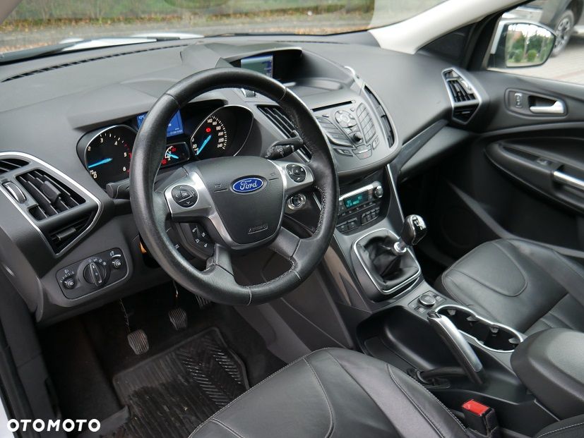 Ford Kuga - 11