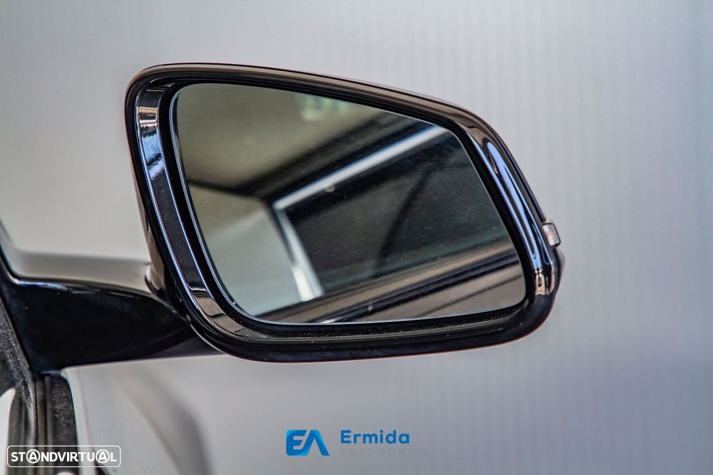 BMW 118 i Pack Desportivo M Auto - 17