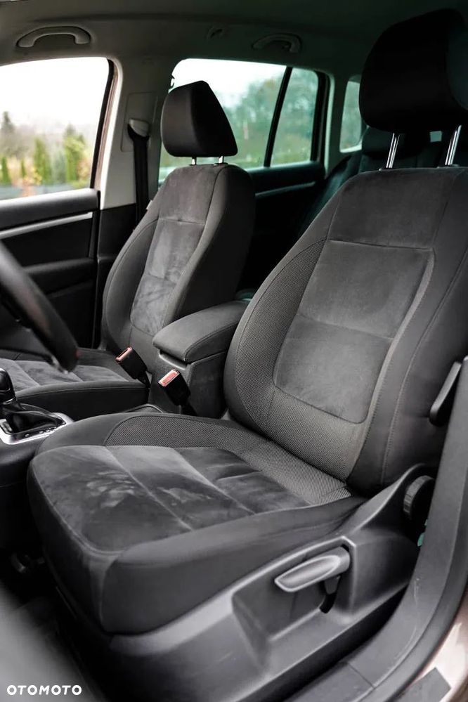 Volkswagen Tiguan - 14