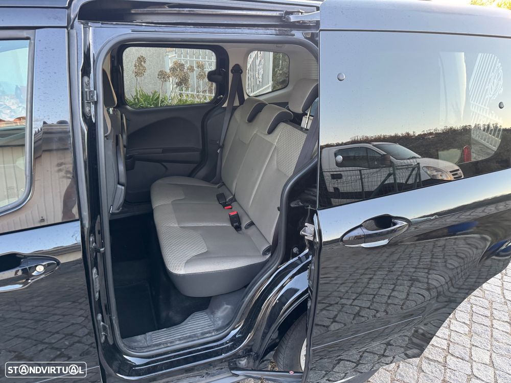 Ford Tourneo Courier - 8
