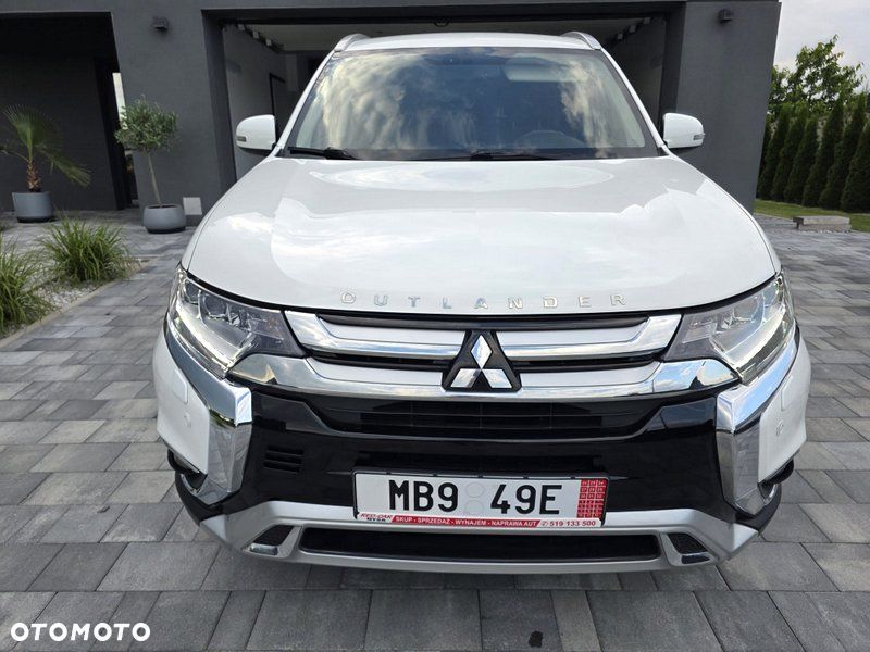 Mitsubishi Outlander 2.0 Intense + Navi 4WD CVT - 4