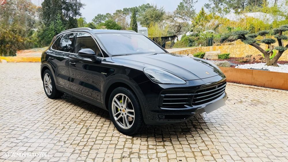 Porsche Cayenne E-Hybrid Platinum Edition - 3
