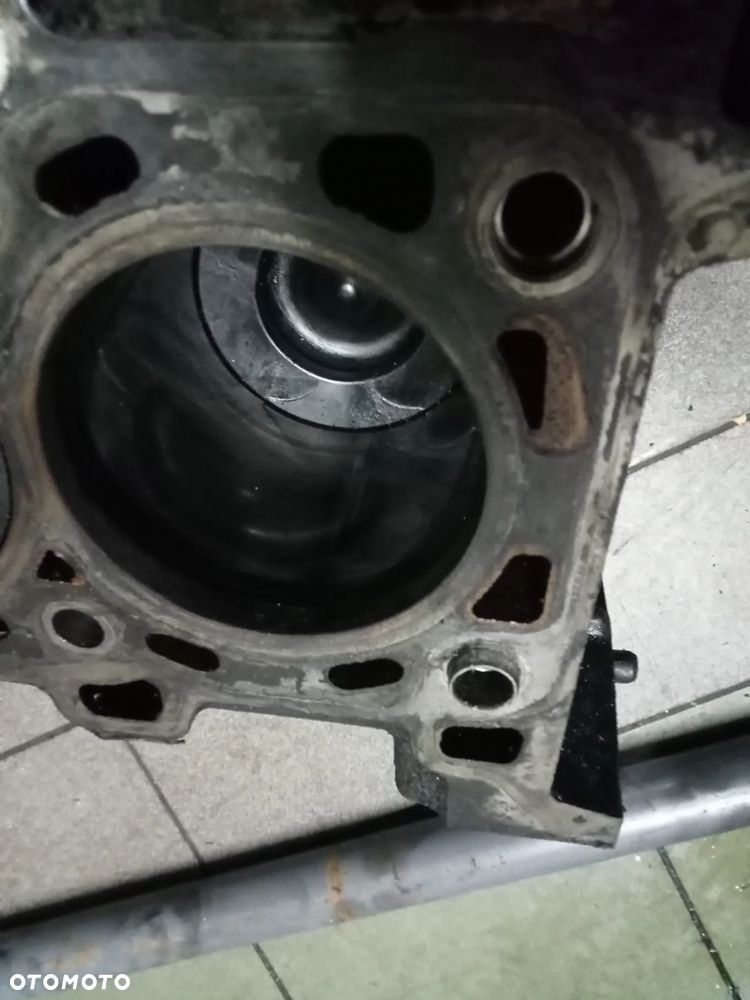 blok silnika vivaro trafic 2.0 dci m9r m9re780 kompletny - 8