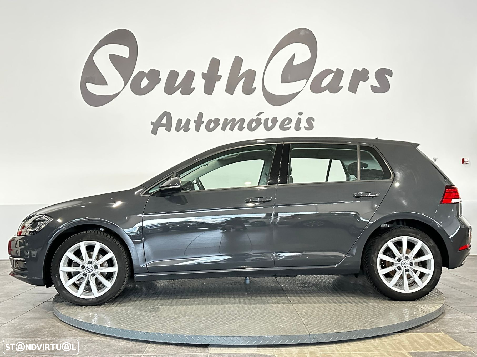 VW Golf 1.0 TSI Trendline Pack - 9
