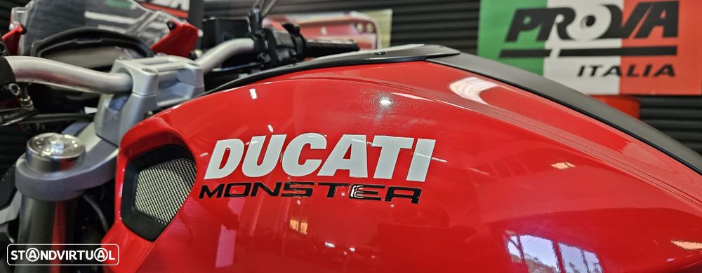 Ducati Monster Monster 696 Plus - 4