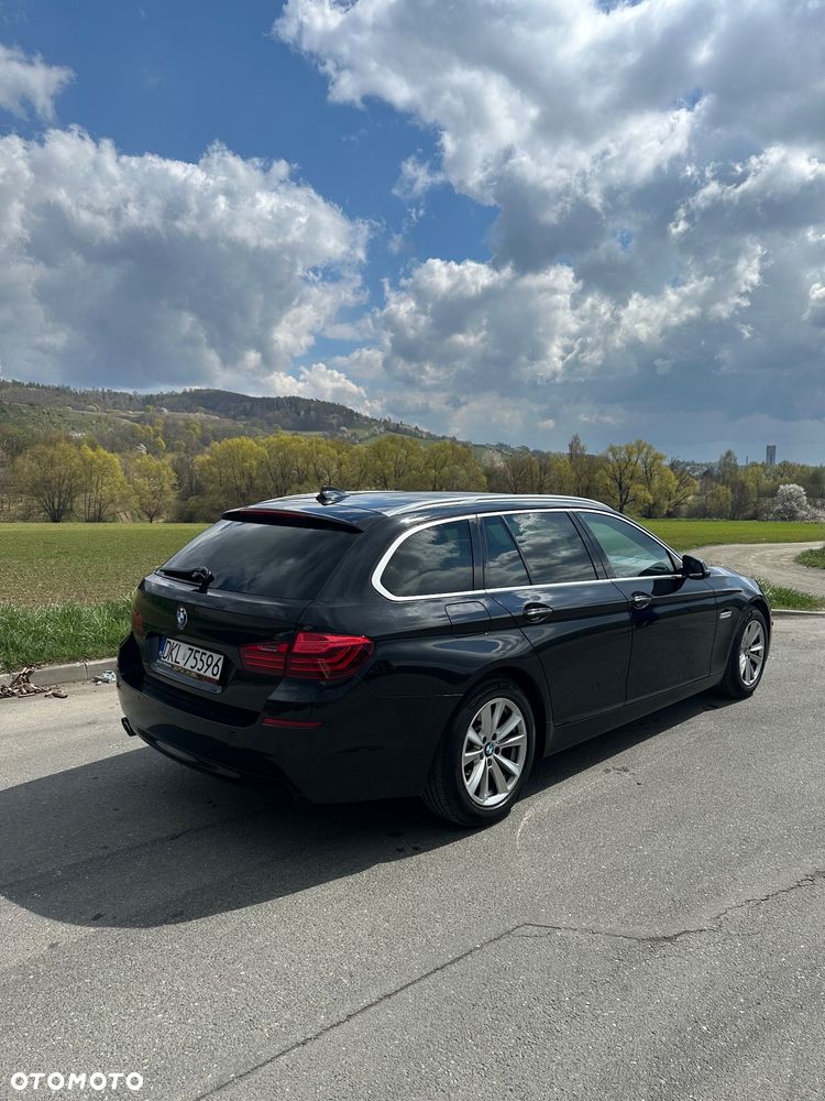 BMW Seria 5 520d Luxury Line - 3