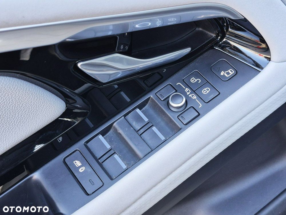 Land Rover Range Rover Evoque - 18