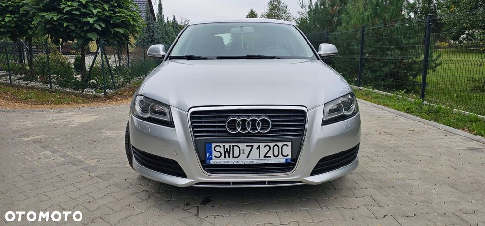 Audi A3 Sportback 1.8 TFSI Attraction - 10