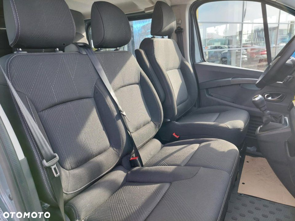 Renault Trafic - 10