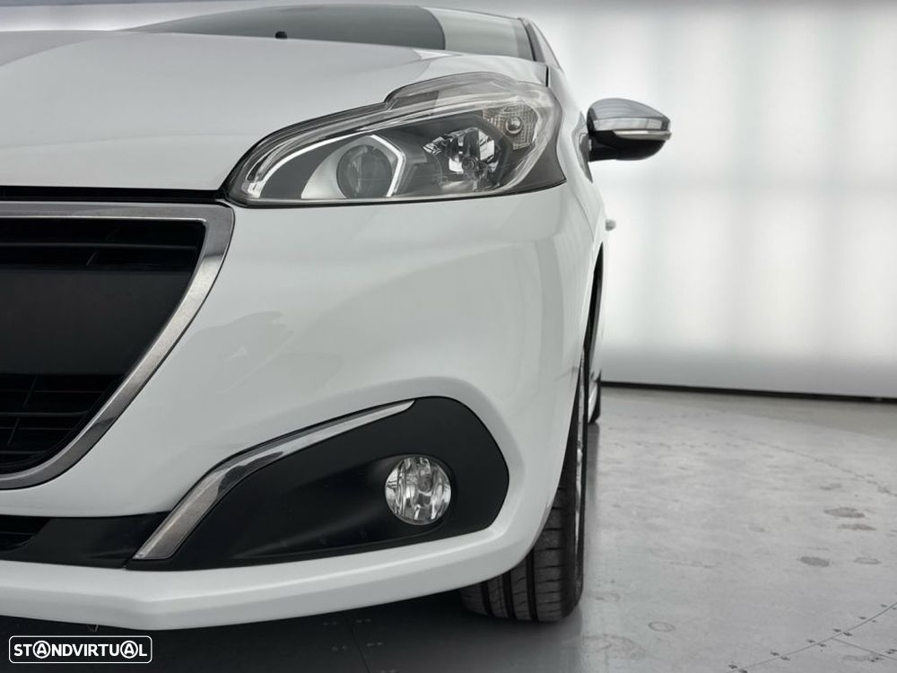 Peugeot 208 1.2 PureTech Allure - 25