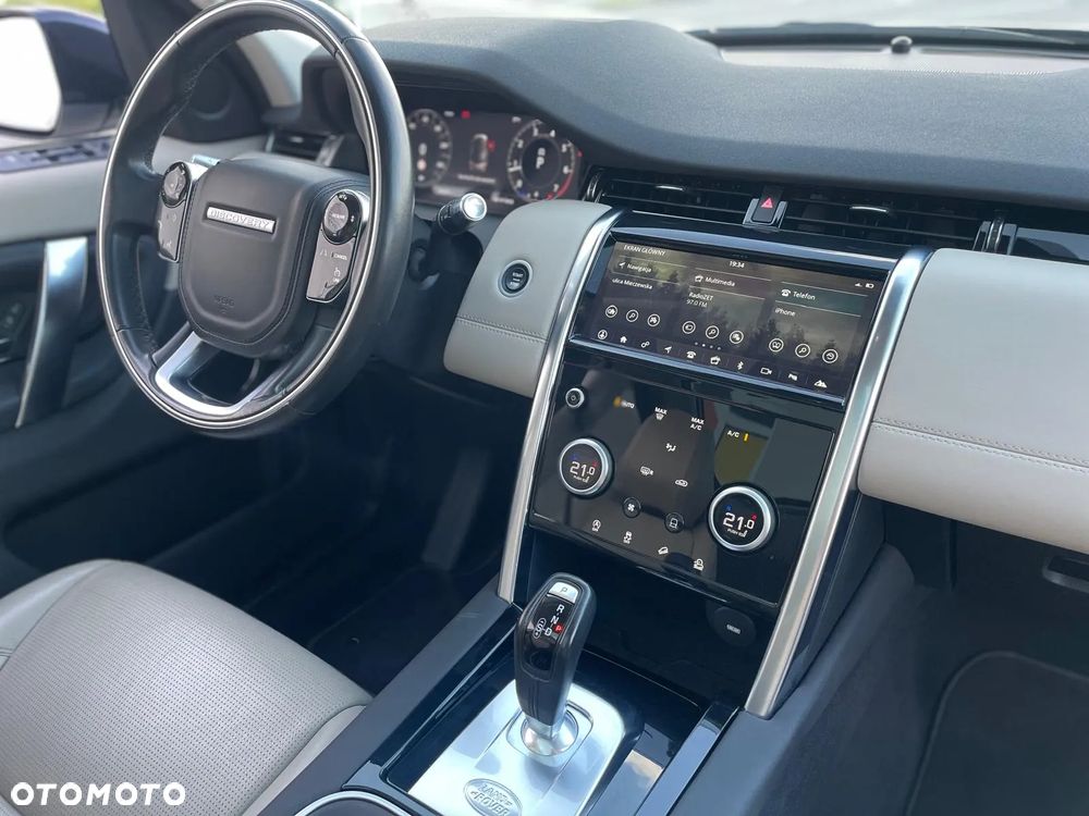 Land Rover Discovery Sport ver-2-0-p200-mhev-hse - 26