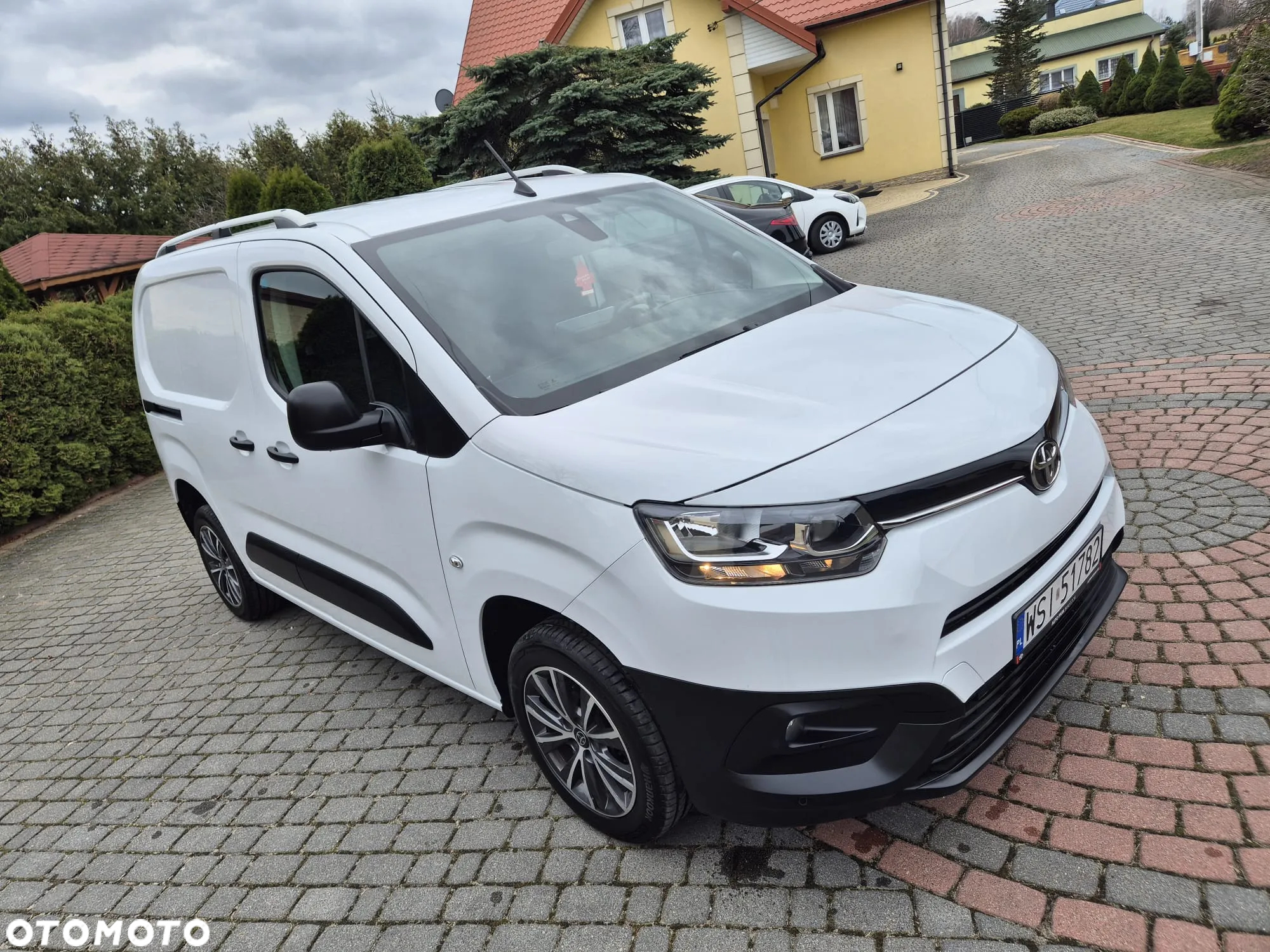 Toyota Proace CITY 1.5d - 8