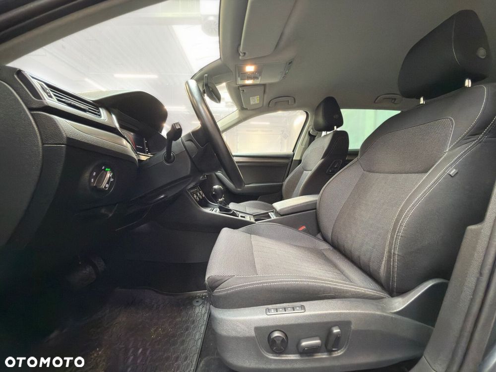 Skoda Superb 2.0 TDI SCR Style DSG - 22