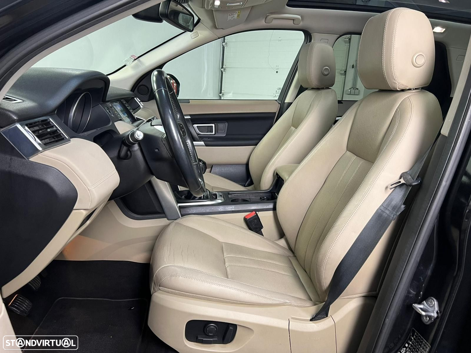 Land Rover Discovery Sport - 6