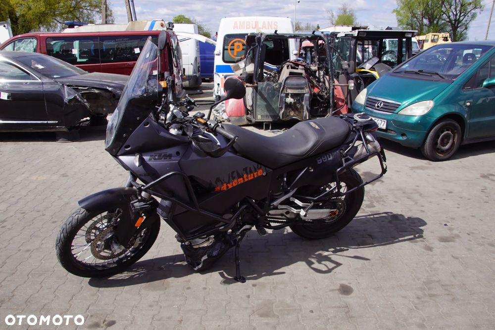 Motocykl na części - KTM 990 Adventure 999 cm3 97 KM LC8 2007R Silnik Skrzynia Owiewka Lampa Set Siedzenie Wydech Manetka Gmol Przełącznik Sterownik Moduł Czujnik - 4