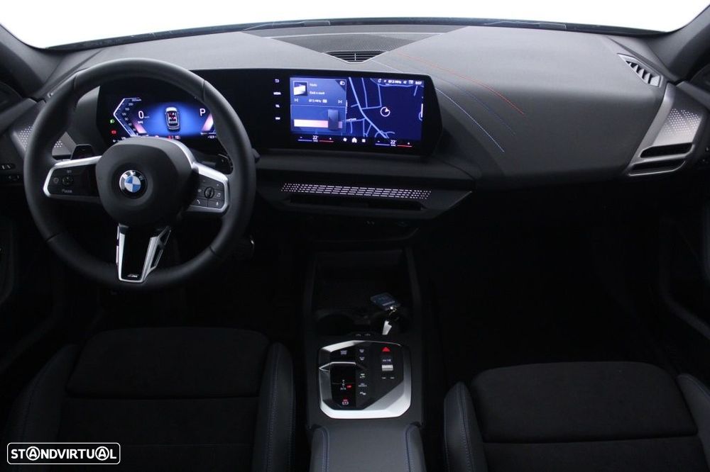 BMW 118 d Pack Desportivo M - 19