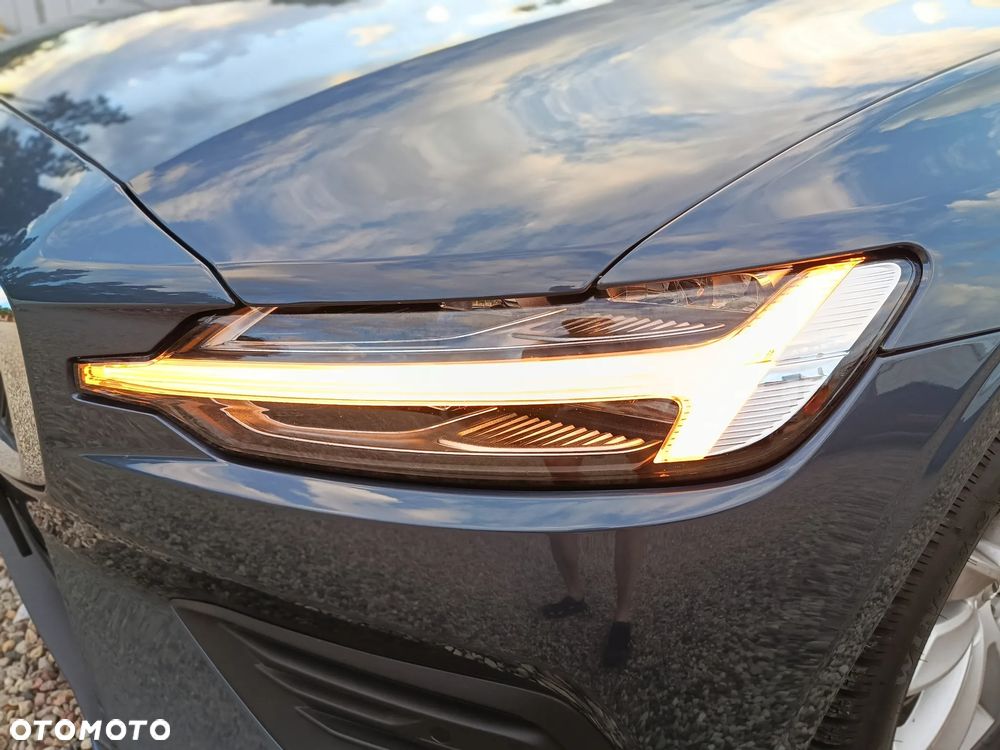 Volvo V60 B4 D Plus Bright - 31