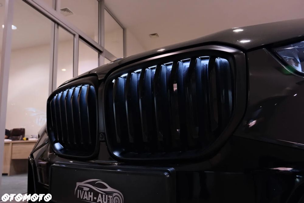 BMW X5 xDrive30d - 23