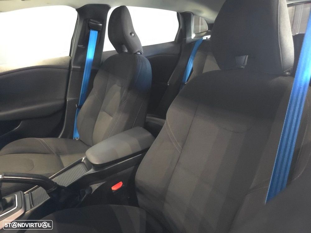 Volvo V40 1.6 D2 Momentum - 24