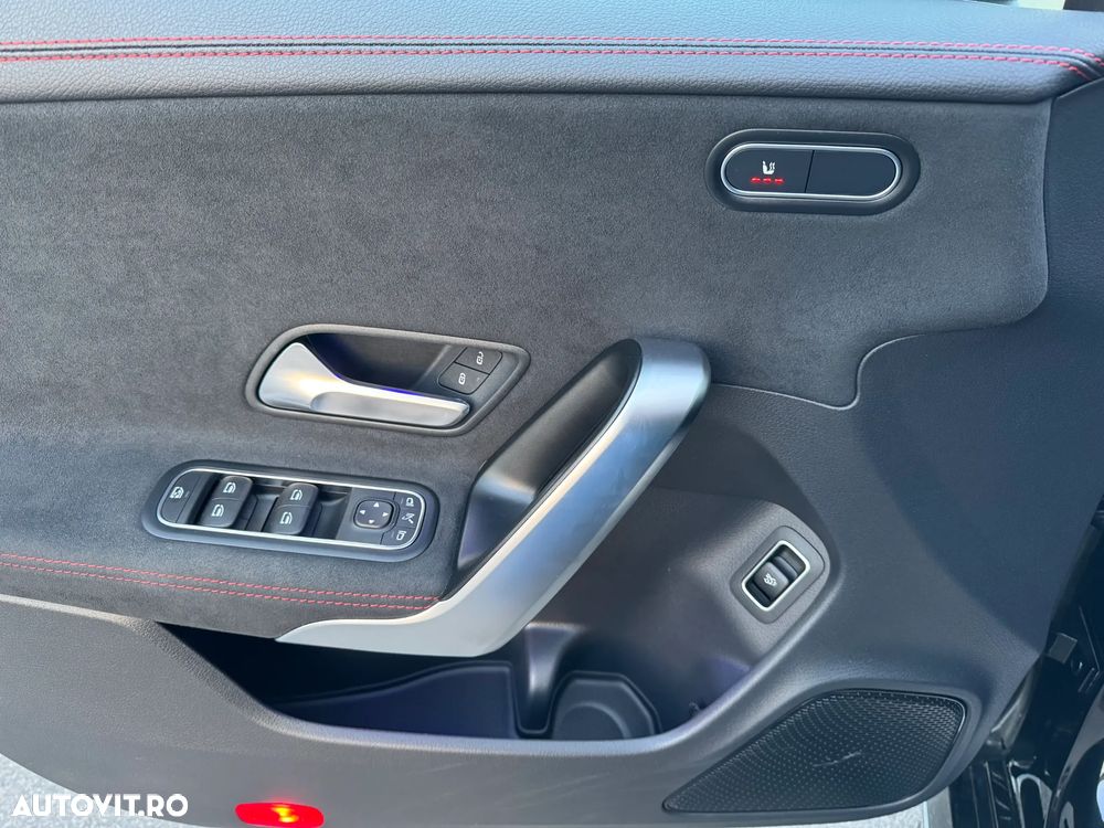 Mercedes-Benz CLA 180 7G-DCT AMG Line Advanced Plus - 28