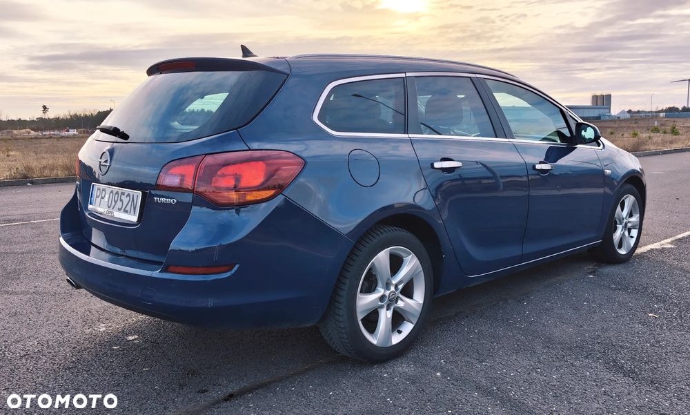 Opel Astra 1.4 T Sport - 3