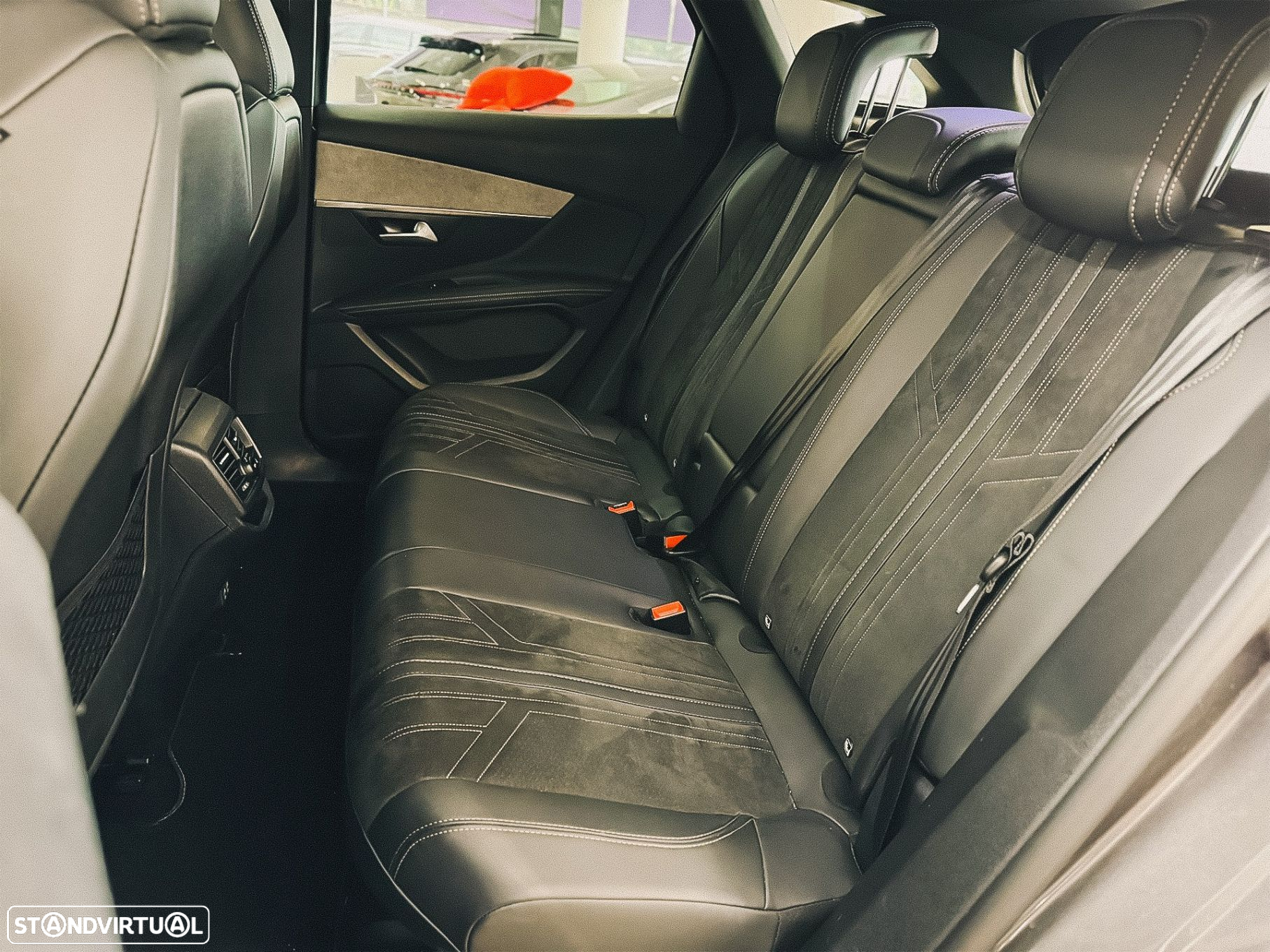 Peugeot 3008 1.5 BlueHDi GT EAT8 - 10