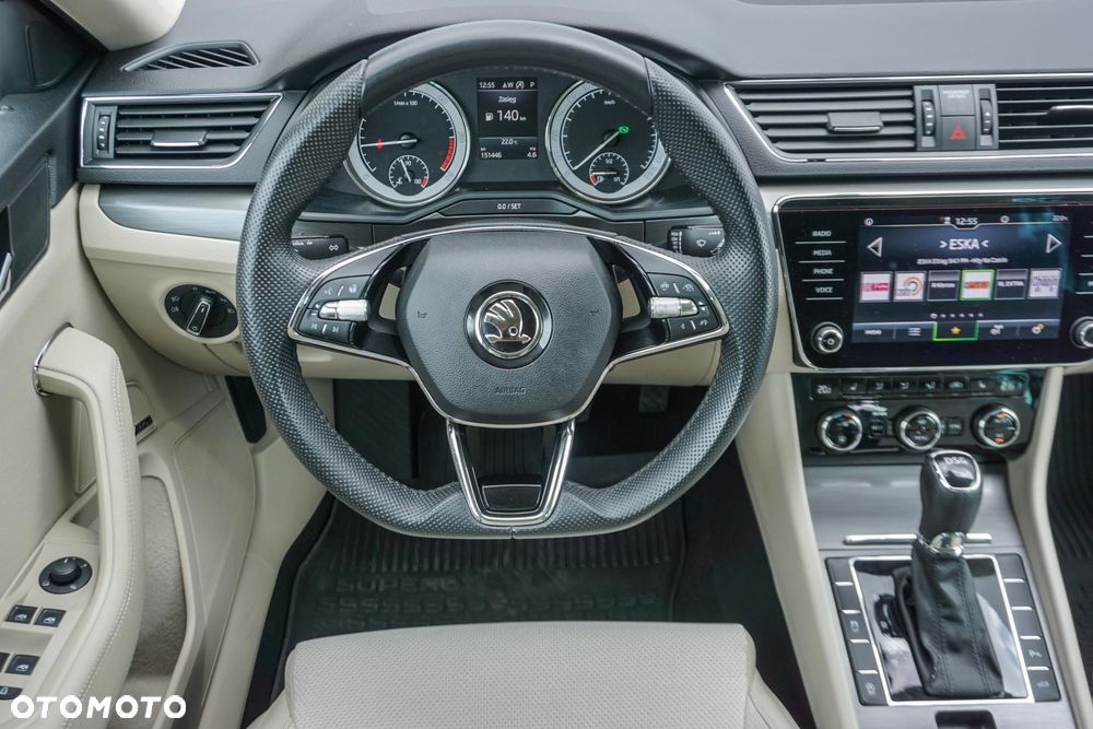 Skoda Superb 2.0 TDI SCR Style DSG - 17