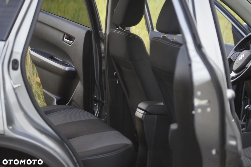 Suzuki Vitara - 23