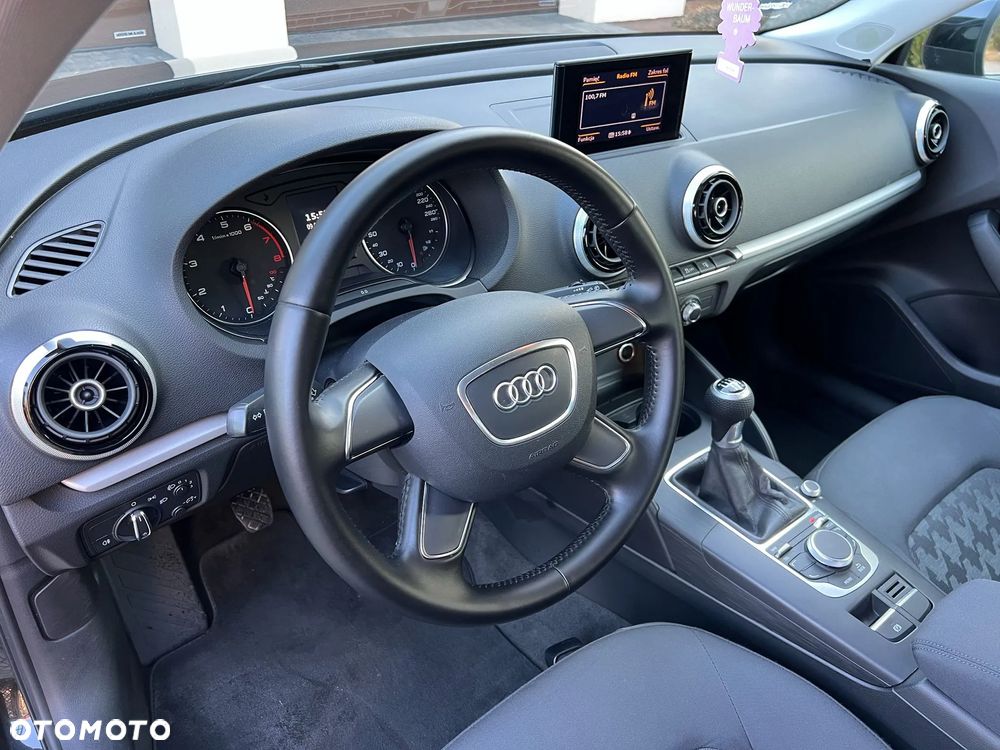 Audi A3 Sportback 1.2 TFSI Ambition - 2
