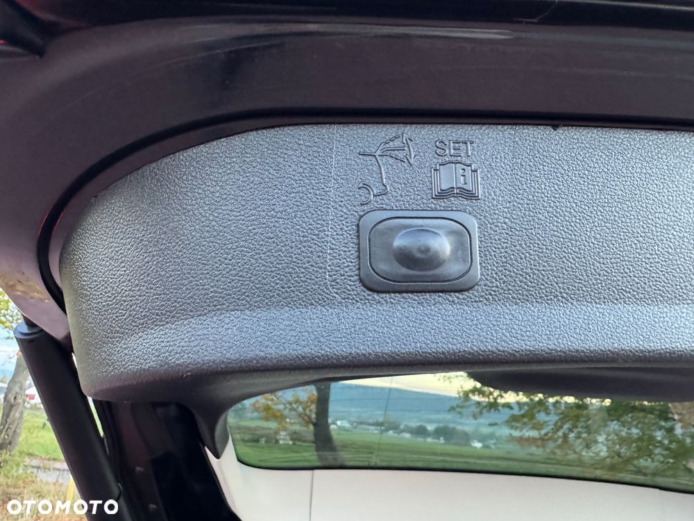 Ford Kuga - 15
