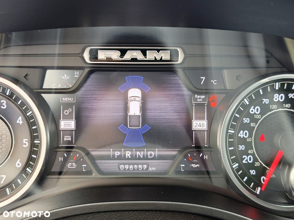 RAM 1500 Quad Cab Longbed Bighorn - 15