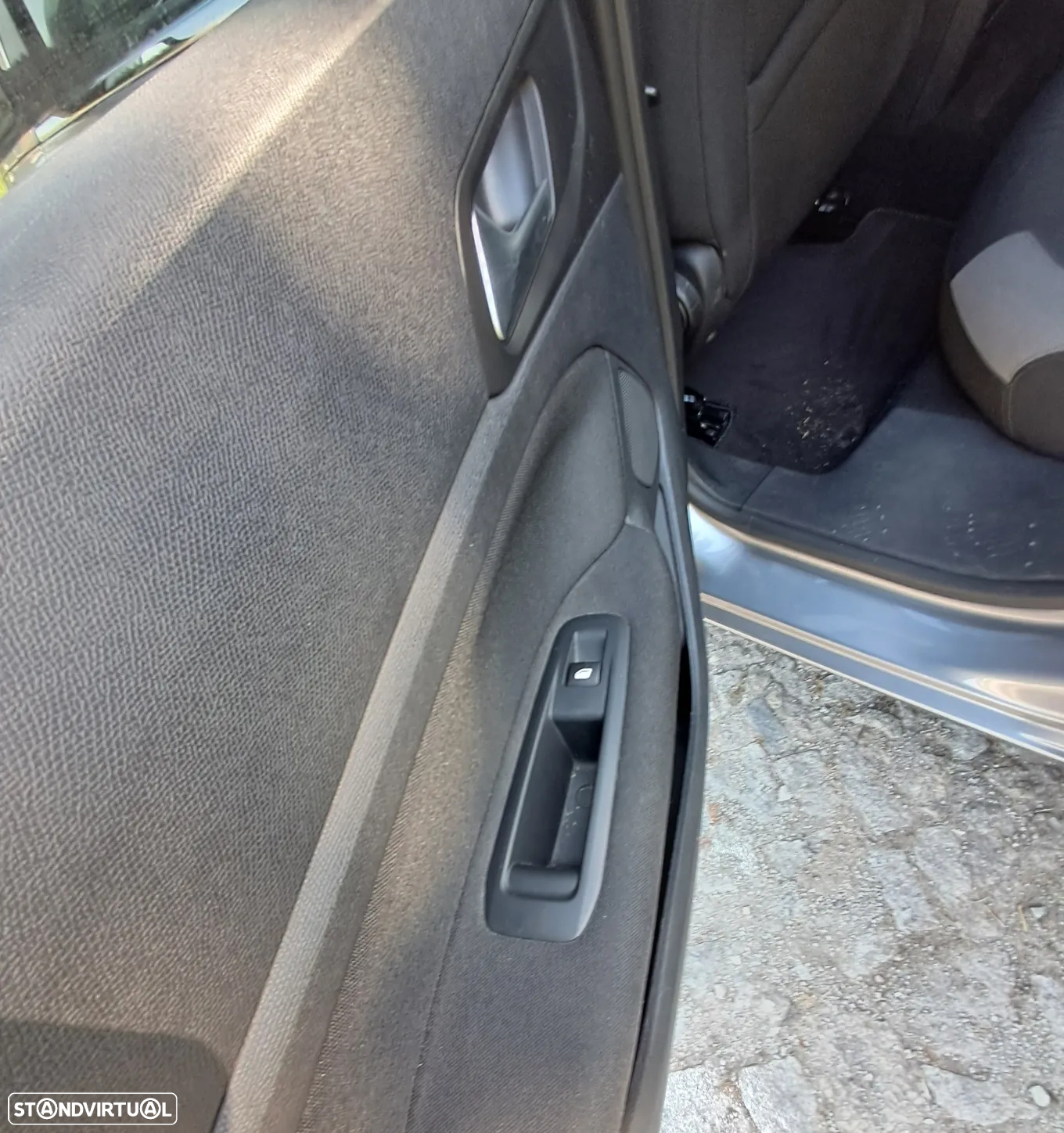 Peugeot 308 1.2 PureTech Style J17 - 12