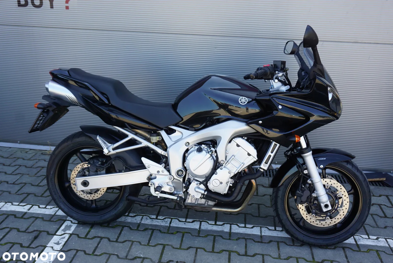 Yamaha FZ6 - 2