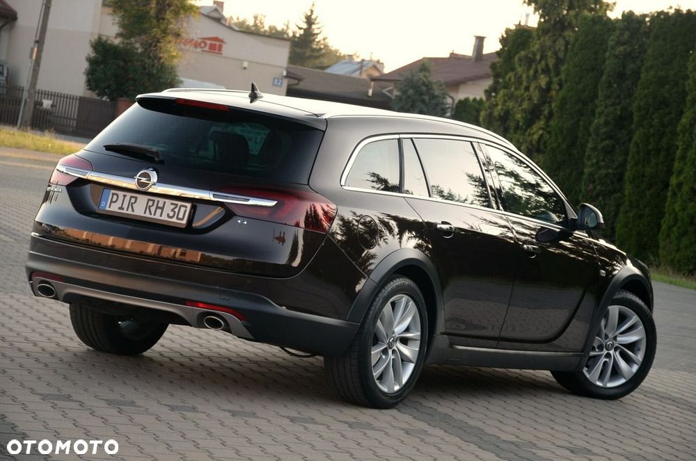 Opel Insignia - 14