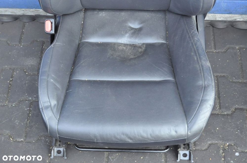 TOYOTA RAV4 IV FOTELE KANAPA SKÓRA ELEKTRYKA - 6