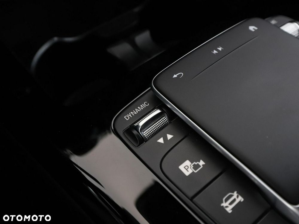 Mercedes-Benz CLA 250 e PHEV AMG Line 8G-DCT - 31