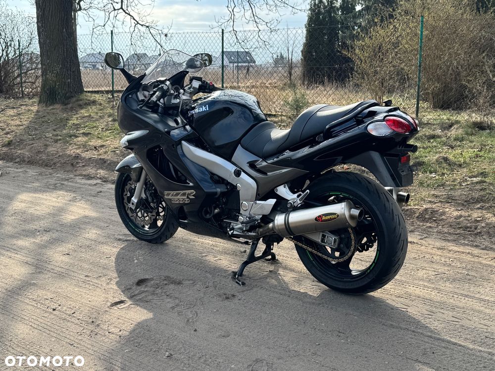 Kawasaki ZZR - 23