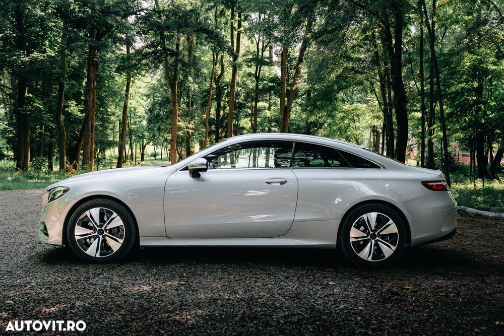 Mercedes-Benz E 220 d 4MATIC - 4