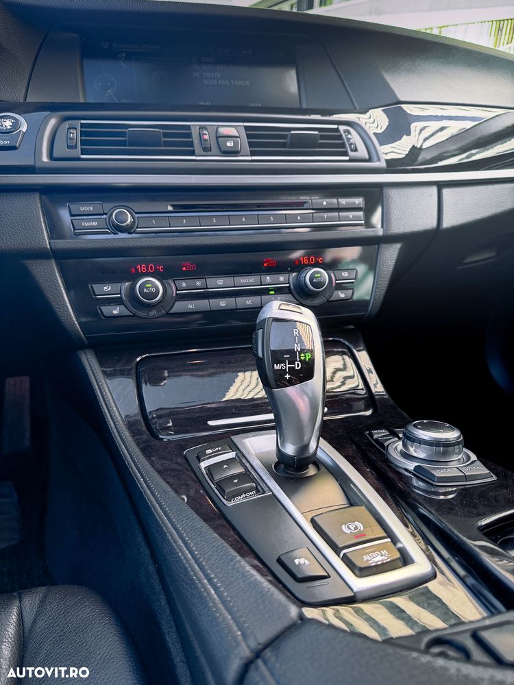 BMW Seria 5 525d Sport-Aut. Modern Line - 4