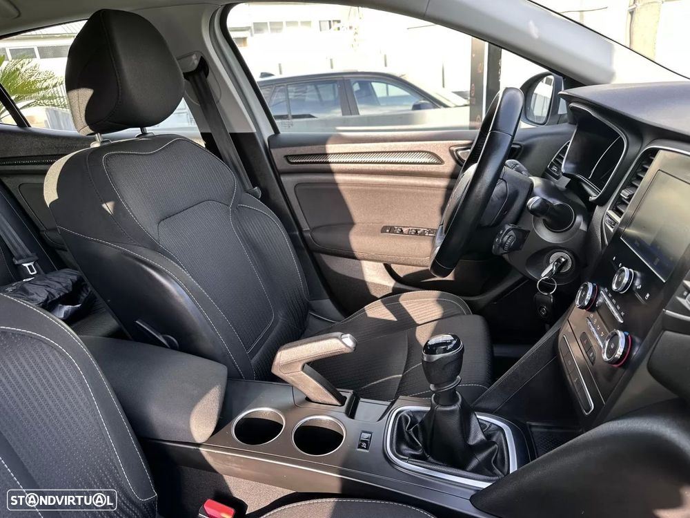 Renault Mégane 1.5 Blue dCi Intens - 43